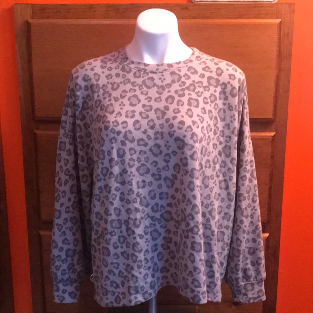 Leopard Top